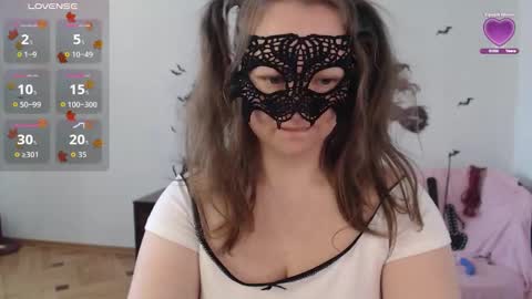 Snapshot of ksushka22 chatting on 11-28-25, 08:28 Ksushka22 online show from 11-28-25, 08:28