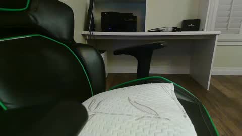 Kevin online show from 12-31-24, 07:20