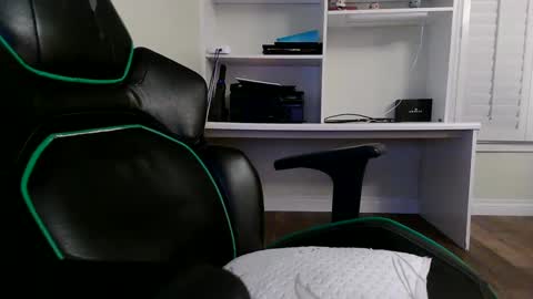 Kevin online show from 01-22-25, 07:14