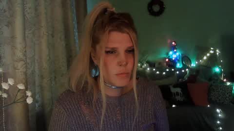 Annika  MTF ts post -op online show from 12-03-24, 10:28