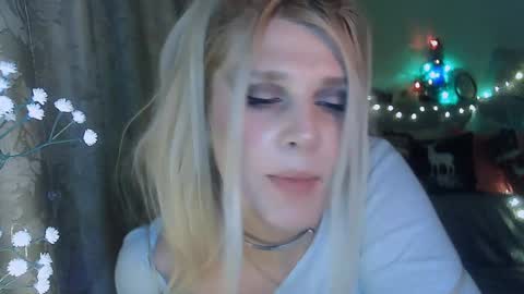 Annika  MTF ts post -op online show from 12-07-24, 01:51