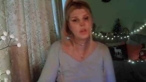 Annika  MTF ts post -op online show from 12-12-24, 10:34