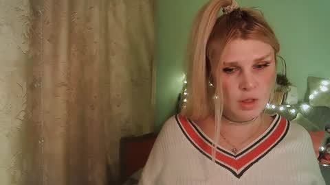 Annika  MTF ts post -op online show from 01-16-25, 01:36