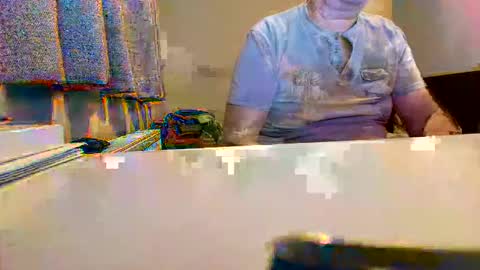kuipers_1976 online show from 10-13-25, 08:09