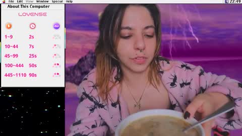 Snapshot of kuntboyzworld chatting on 11-05-25, 09:48 Krypto hethey online show from 11-05-25, 09:48