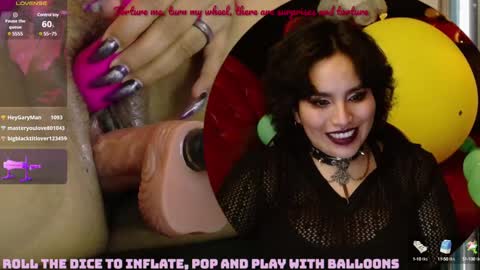 Snapshot of kureiji_fetish chatting on 12-28-24, 11:41 Fetiche Woman online show from 12-28-24, 11:41