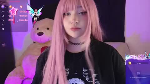 Snapshot of kurochan420 chatting on 12-12-24, 09:08 Andy online show from 12-12-24, 09:08