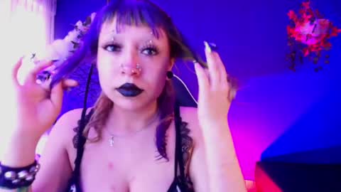 Snapshot of kuromi_purple chatting on 06-06-26, 12:10 Kuromi online show from 06-06-26, 12:10
