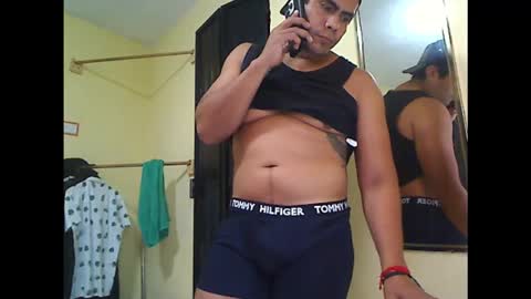 Snapshot of kushlozter chatting on 10-18-25, 09:15 kushlozter online show from 10-18-25, 09:15