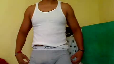 Snapshot of kushlozter chatting on 10-21-25, 09:04 kushlozter online show from 10-21-25, 09:04