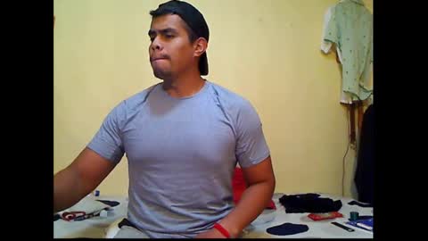 Snapshot of kushlozter chatting on 11-08-25, 06:02 kushlozter online show from 11-08-25, 06:02