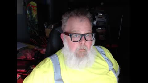 Snapshot of kustom77 chatting on 02-17-26, 09:32 Vlad Voivode of Wallachia online show from 02-17-26, 09:32