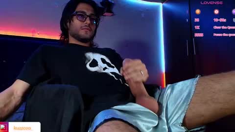 kuzzcoo online show from 01-12-26, 03:23