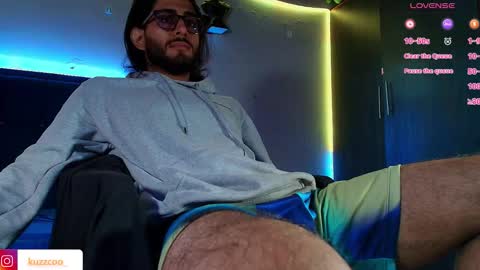 Snapshot of kuzzcoo chatting on 03-01-26, 11:45 kuzzcoo online show from 03-01-26, 11:45