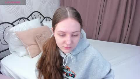 Snapshot of kvetachka chatting on 01-28-25, 01:08 Kvetachka Thu-Sun 0900am-1500pmGTM2 online show from 01-28-25, 01:08