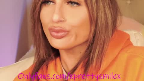 Snapshot of kxaxmichelle chatting on 12-04-24, 09:13 Kick online show from 12-04-24, 09:13