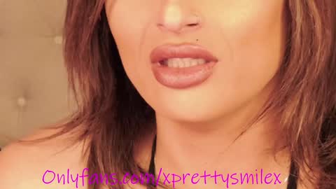 Snapshot of kxaxmichelle chatting on 01-09-25, 08:22 Kick online show from 01-09-25, 08:22