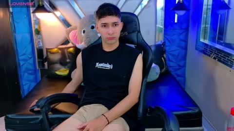 Snapshot of kygo_williams chatting on 10-12-25, 05:39 Kygo online show from 10-12-25, 05:39