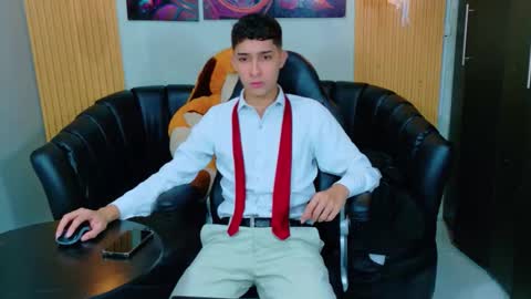 Snapshot of kygo_williams chatting on 11-17-25, 05:57 Kygo online show from 11-17-25, 05:57