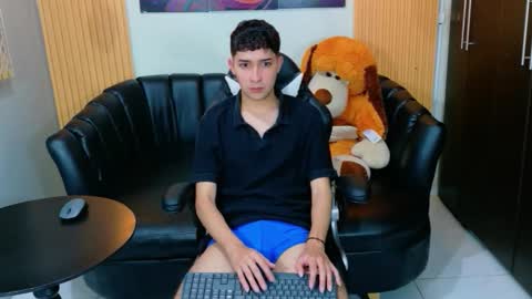 Snapshot of kygo_williams chatting on 12-18-25, 01:28 Kygo online show from 12-18-25, 01:28