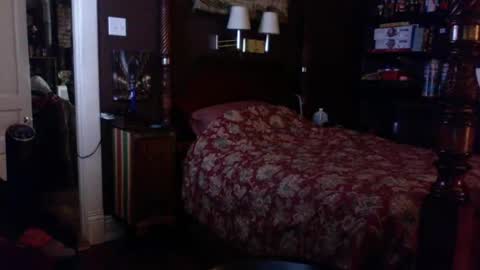 Snapshot of kyhgihntight chatting on 11-19-25, 01:33 Nick Nude Celt KYHighNTight online show from 11-19-25, 01:33