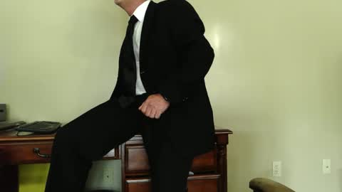 kykcils2 online show from 04-13-26, 05:07