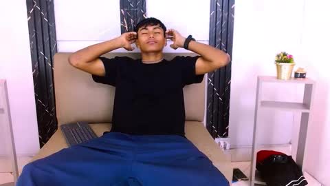 Snapshot of kyle_dimons chatting on 02-27-26, 11:32 Kyle Dimons online show from 02-27-26, 11:32