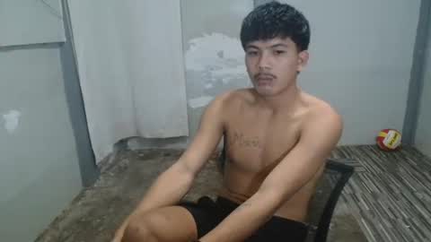 kyle_lourence online show from 05-09-26, 01:49