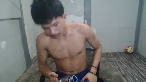 kyle_lourence online show from 05-12-26, 01:47