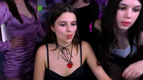 Kylie loves u online show from 11-01-25, 01:18