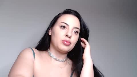 Snapshot of kylie_brown9 chatting on 04-04-26, 07:17 alley online show from 04-04-26, 07:17