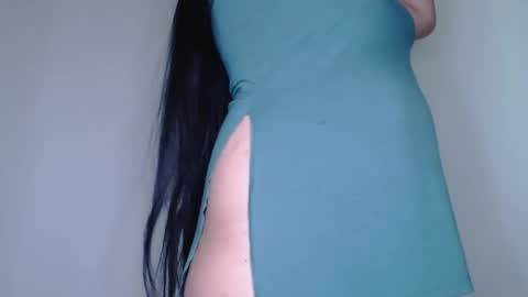 Snapshot of kylie_brown9 chatting on 04-04-26, 07:33 alley online show from 04-04-26, 07:33