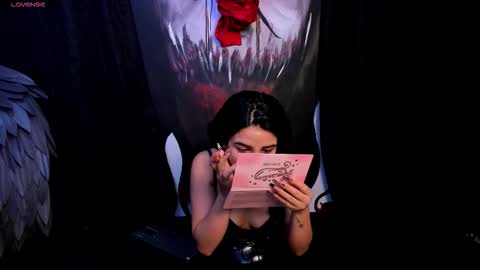 submissive demon Please help me to reach 500 thumbs up online show from 09-08-25, 08:08