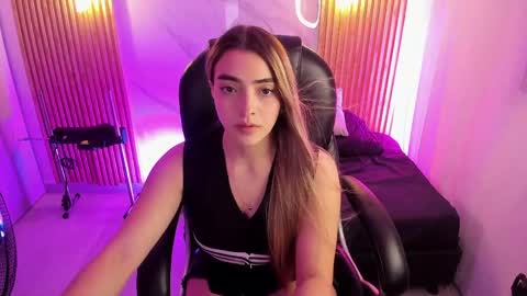  KYLIE  online show from 05-06-26, 02:51