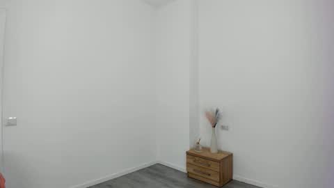 Kylie online show from 09-12-25, 07:03