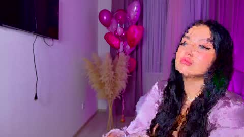 Kylie Lips online show from 12-05-24, 06:44