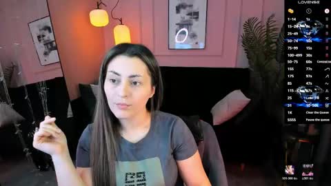 Snapshot of kylie_mellow chatting on 05-08-26, 02:00 Kylie online show from 05-08-26, 02:00
