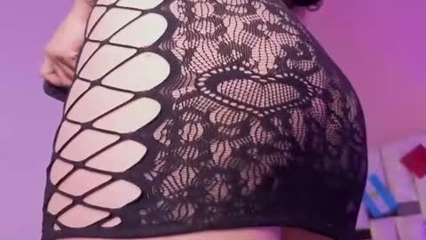 Snapshot of kylie_river chatting on 06-18-26, 10:52 Kylie online show from 06-18-26, 10:52