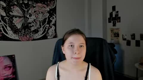Snapshot of kylie_voss chatting on 06-02-26, 03:19 Kylie online show from 06-02-26, 03:19