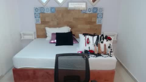 Melissa online show from 12-15-25, 10:52