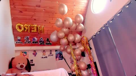 Snapshot of kyliekandy chatting on 01-10-25, 11:54 online show from 01-10-25, 11:54