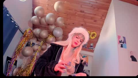 Snapshot of kyliekandy chatting on 01-16-25, 09:40 online show from 01-16-25, 09:40