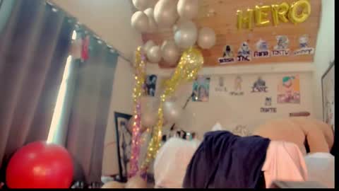 Snapshot of kyliekandy chatting on 02-12-25, 07:56 online show from 02-12-25, 07:56