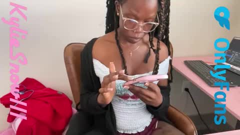 Kylie Snow online show from 03-10-26, 05:51