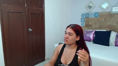 Kylie online show from 12-21-25, 11:17