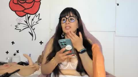 call me kim  online show from 10-17-25, 08:44