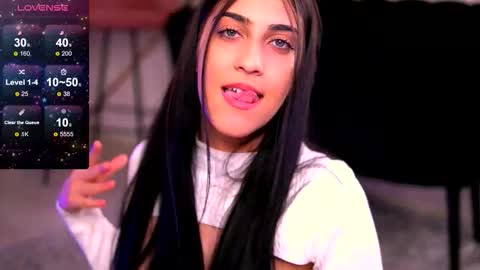 Snapshot of kyrabliss chatting on 12-16-25, 08:25 Maria online show from 12-16-25, 08:25