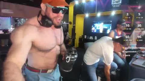 l0v35_2_5p00g3 online show from 11-09-25, 08:18