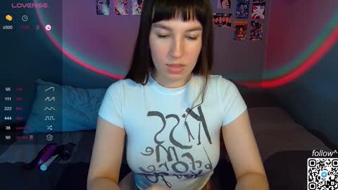 Snapshot of l1bert1n chatting on 01-14-25, 08:09 Victoria online show from 01-14-25, 08:09