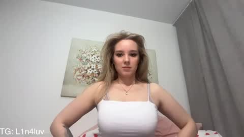 lina online show from 04-15-26, 07:10